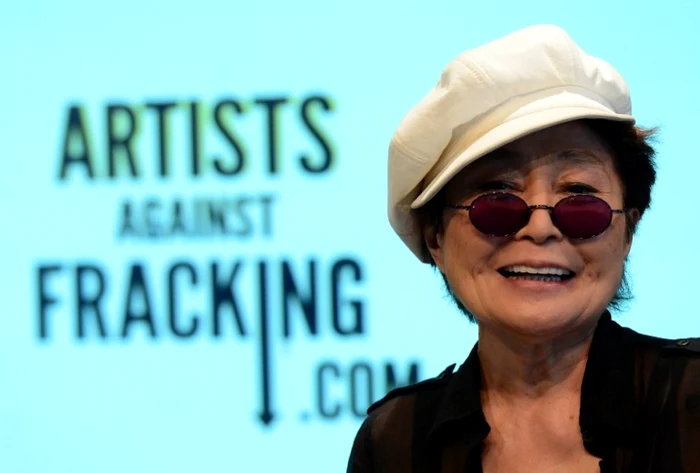 Operele de artă create de
Yoko Ono sunt adeseori eclipsate de statutul ei de legendă pop, în
calitate de soţie, iar apoi de văduvă a cântăreţului John
Lennon FOTO AFP