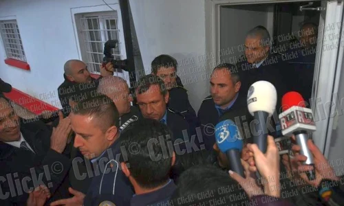 Adrian Năstase, eliberat din penitenciarul Jilava  (Foto: Alex Muscaliu) jpeg