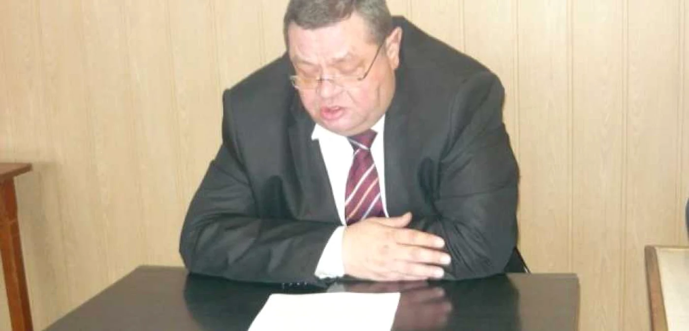Marcel Iacob, directorul Societăţii de Transport Public, spune că ambele autobuze implicate în incidentele petrecute ieri şi astăzi sunt autovehicule vechi de 14 ani FOTO Adevărul