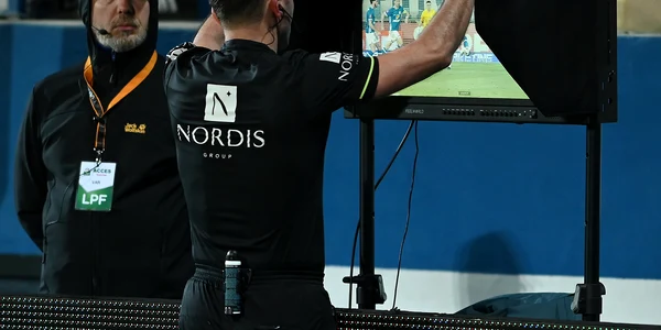 Sistemul VAR (Sportpictures) jpg