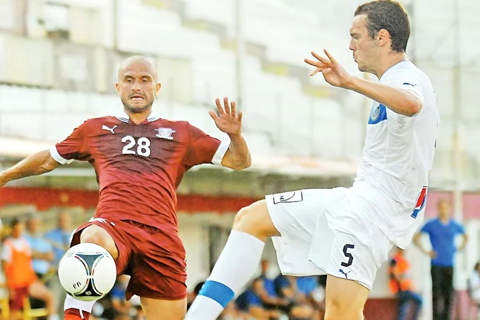 
    Luni, echipa îşi va afla  viitorul fotbalistic  