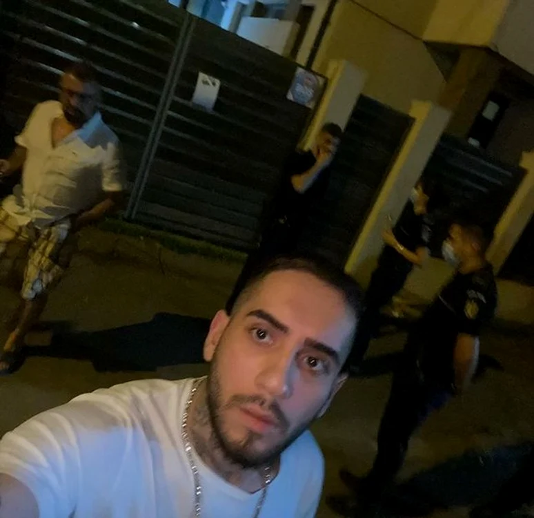 
    Fulgy a chemat polițiștii la vila familiei salefoto: arhiva personală/Instagram  