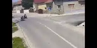 batrani pe tricicluri accident 1 gif