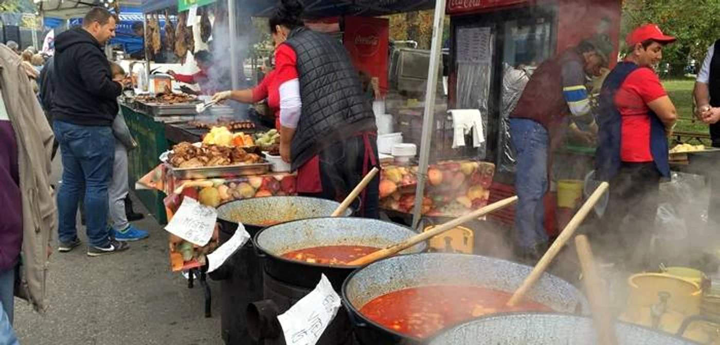 Festivalul Marii Uniri din Parcul Crângași are drept vedetă mâncarea din Republica Moldova