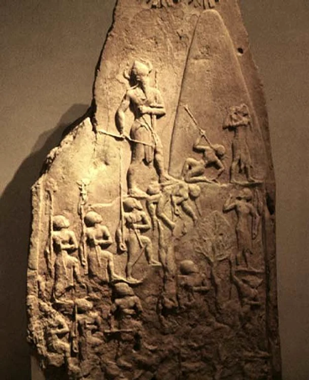 stele naramsin5B15D jpg jpeg