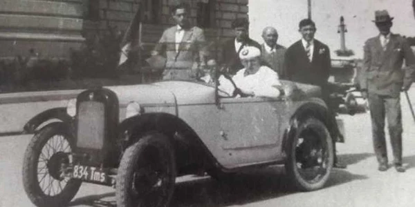 BMW FOTO Colecţia Capotescu