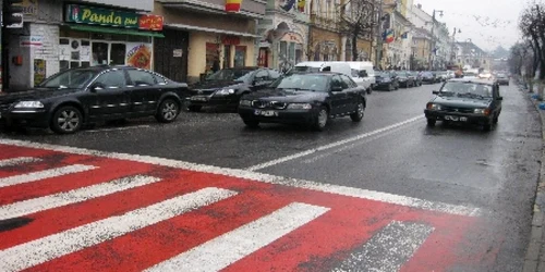 Temperaturile oscilante au dus la îngreunarea traficului pe străzile din Târgu-Mureş