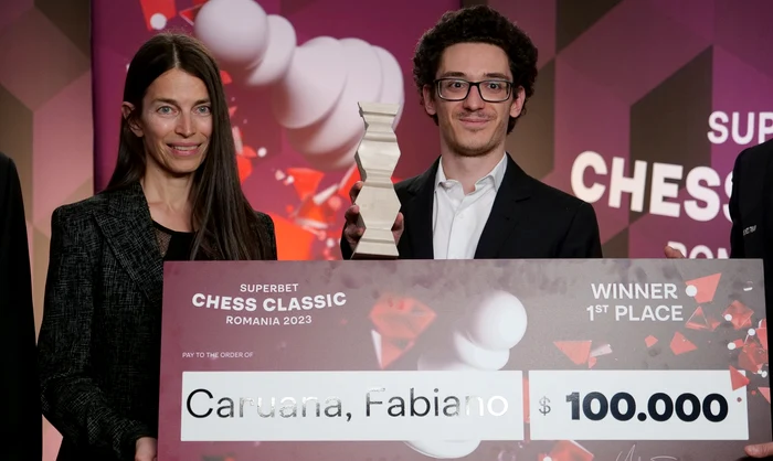 Augusta Dragic l-a premiat pe Fabiano Caruana