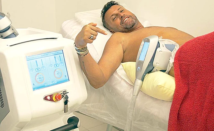 Designerul ne-a arătat cum scapă de burtă fără efort