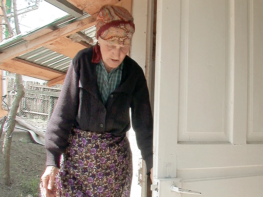Viorica Apetroae spune că va continua să se roage și să pună acatiste la biserică