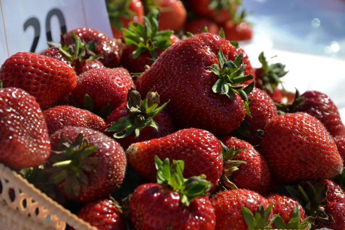 Nutriţioniştii spun că există numeroase beneficii ale consumului de căpşune