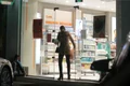 Cristina iese din farmacie cu cutia de lapte praf în mână jpeg
