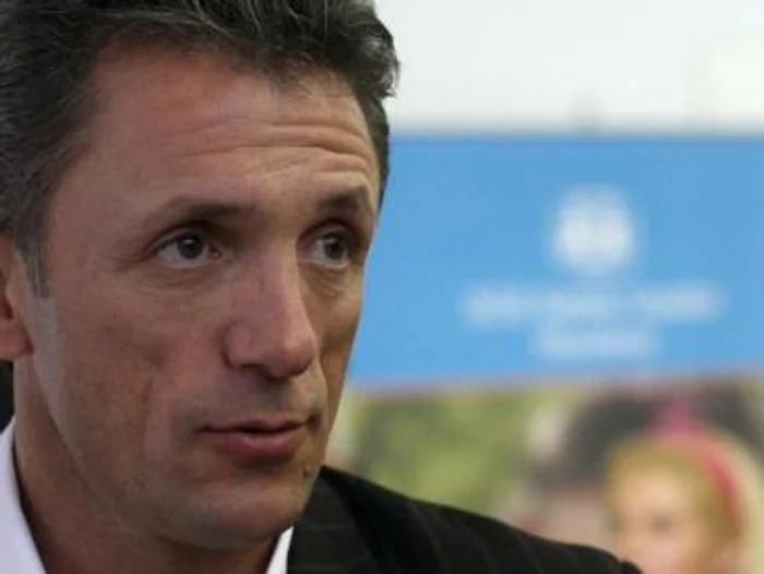 Popescu: "Am condus vestiarul Barcelonei, nu vreau să fiu considerat spion"