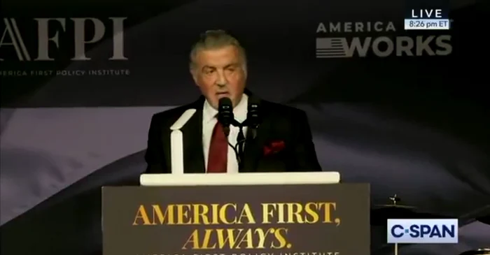 Stallone a ținut un discurs laudativ la adresa lui Trump, la Florida/FOTO: Captură video