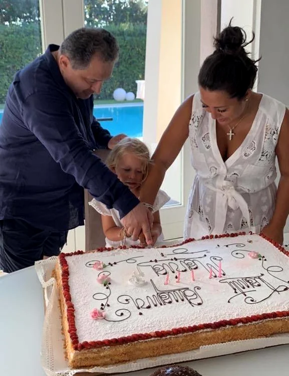Marian Vanghelie și Oana Mizil, alături de fiica lorfoto: arhivă personală