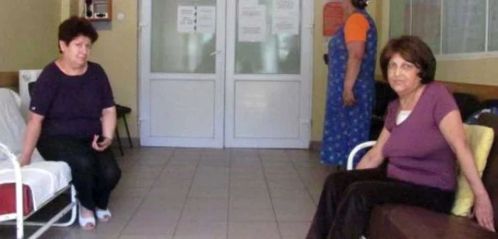 Bolnavii de cancer de la Spitalul Nr. 1 sunt îngrijiţi de trei doctori. Foto: Arhivă.