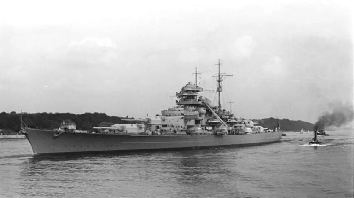 Mitul cuirasatului Bismarck de ce a fost scufundat atât de ușor?! jpeg