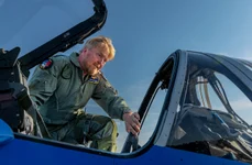Regele Willem Alexander al Olandei in costum de pilot profimedia 0804623706 jpg