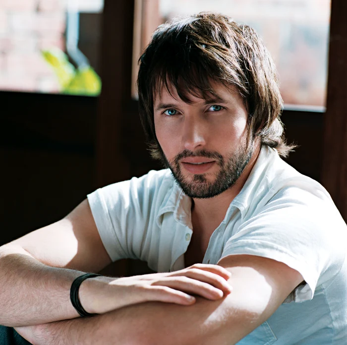 
    James Blunt  
