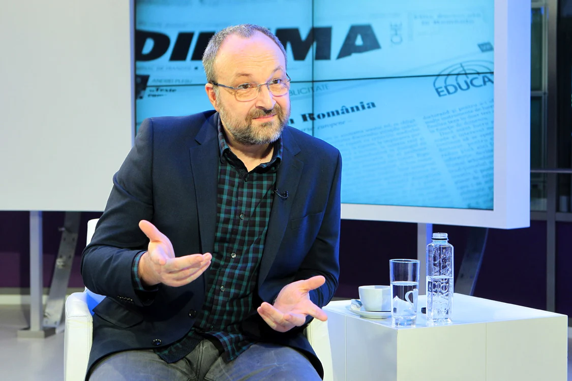 „Dacă vrei să ai o cultură vie, trebuie să ai grijă de publicul ei“   dialog cu Cezar PAUL BĂDESCU jpeg
