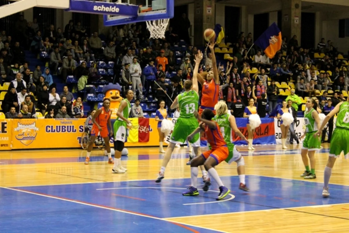 Cele mai bune de la învingătoare au fost T. Principe, cu 21 puncte, 3 recuperări, 2 pase decisive, T. Wampler, 12 p, 15 rec, 3 pd, şi E. Williams, 16 p, 7 rec