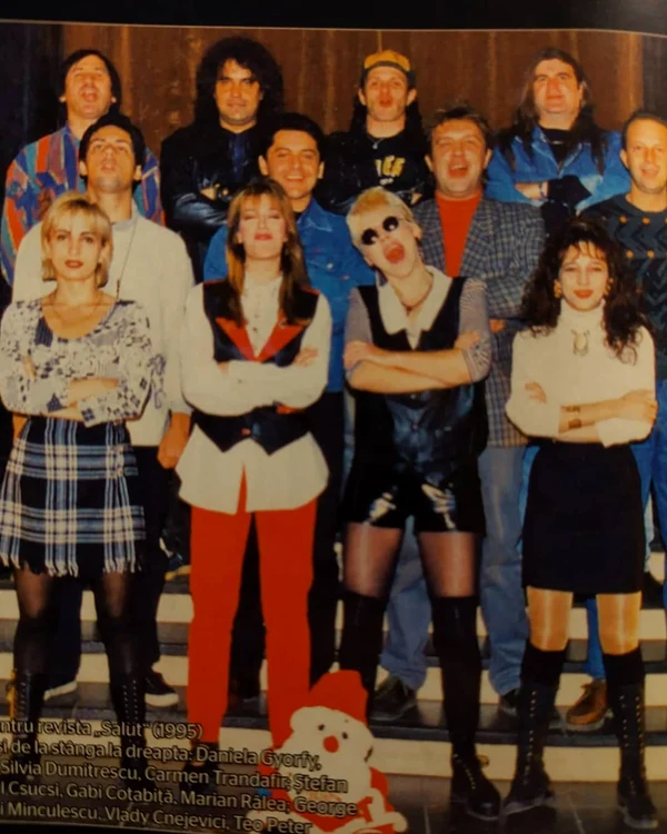 1995. De la stânga, la dreapta: Daniela Gyorfi, Laura Stoica, Silvia Dumitrescu, Carmen Trandafir, Ștefan Bănică jr, Paul Ciuci, Gabriel Cotabiță, Marian Râlea, George Mihăiță, Cristi Minculescu, Vlady Cnejevici, Teo Peter