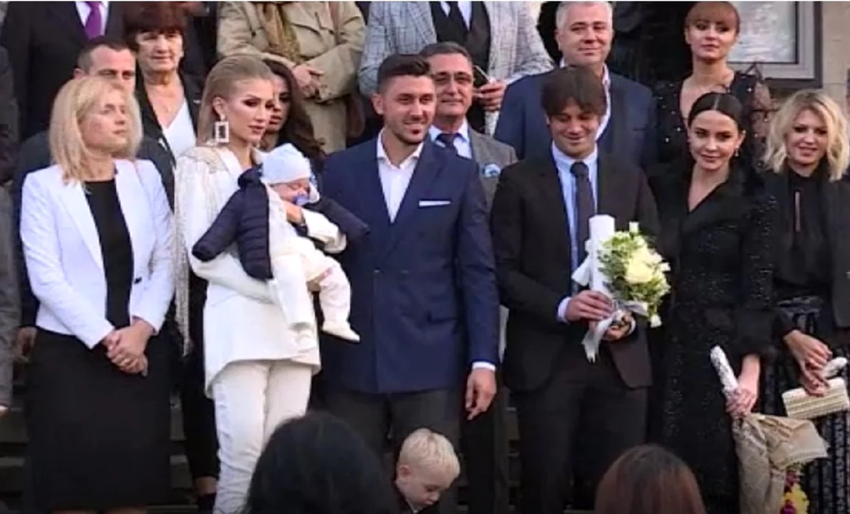 Ciprian Marica și iubita lui, Ioana Marcu, și-au creștinat ce-l de-al doilea băiețel 