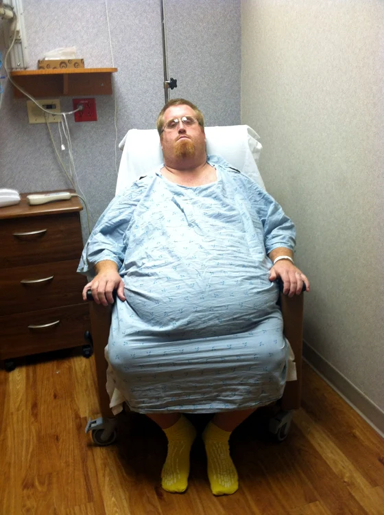 În 2013, Zach Moore (35 de ani) a ajuns în spital din cauza unei toxiinfecții alimentare