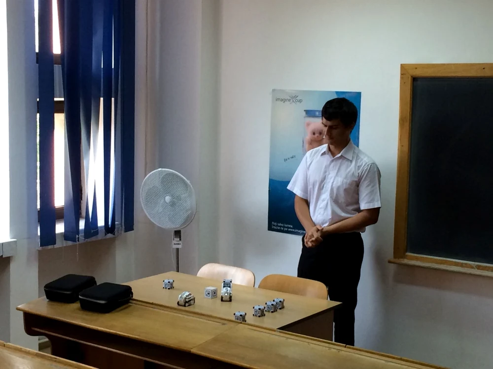 Zsigmond Botond licenta programare roboti Galati 3
