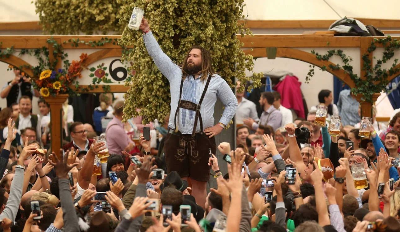 Oktoberfest, cea mai populară sărbătoare a berii din lume. FOTO: Gulliver/Gettys Images.