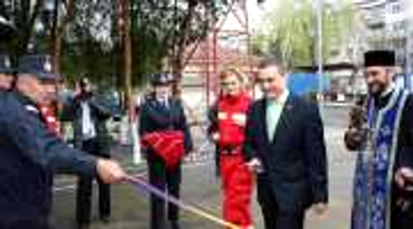 Prefectul Sorin Hornea a tăiat panglica inaugurală