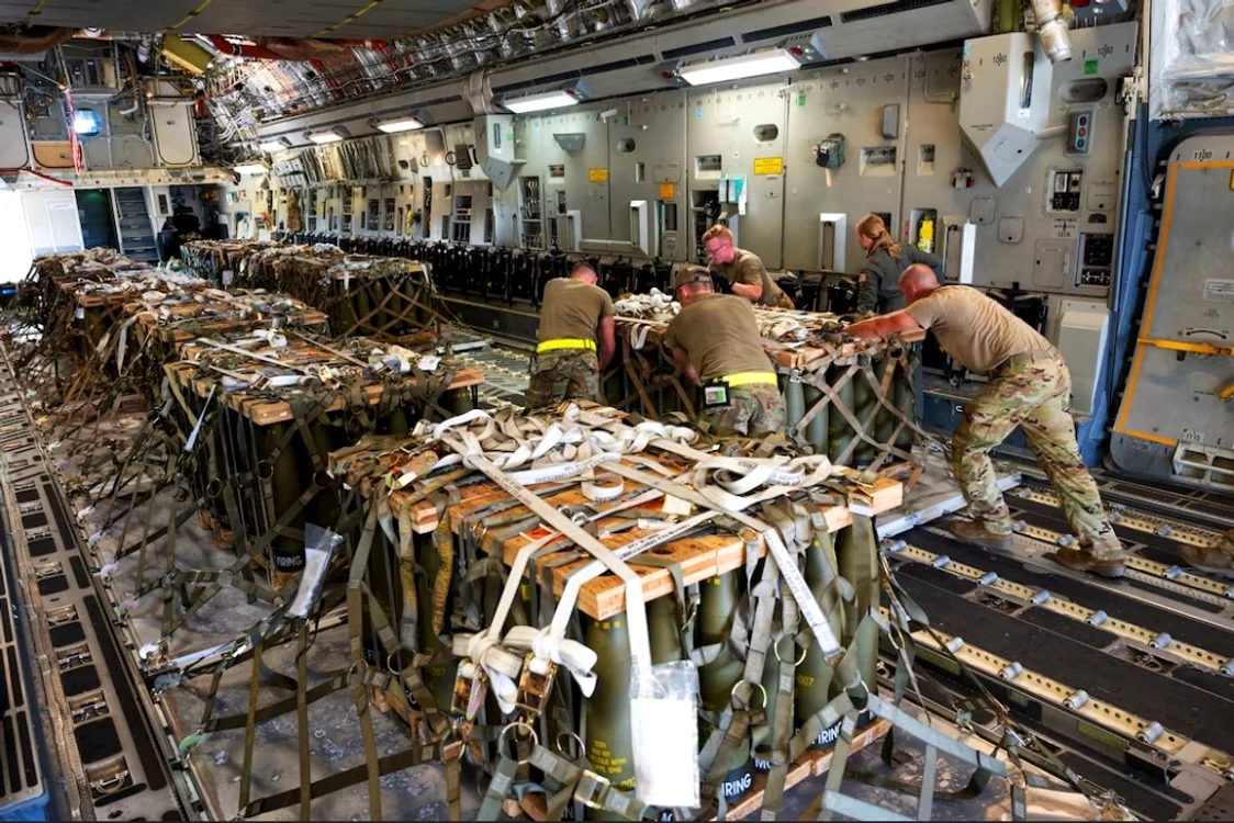 Armament pentru Ucraina FOTO: Arhivă