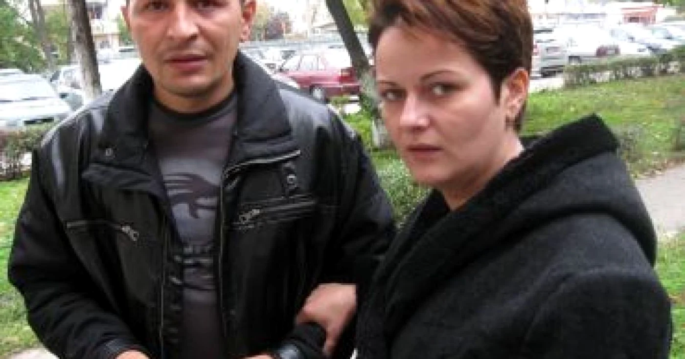 Craiova: EXCLUSIV O femeie nu îşi poate lua copilul mort de la spital