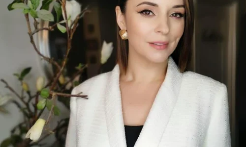 andreea marin deschidere png