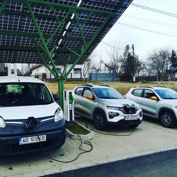 Europa va avea în 2030 peste 75 de milioane de mașini electrice. România a înregistrat o creștere de 26%