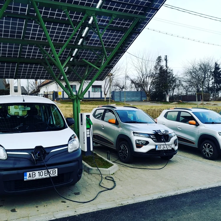 În România, vânzările de mașini electrificate le-au depășit pe cele diesel, Foto: Arhivă Adevărul 
