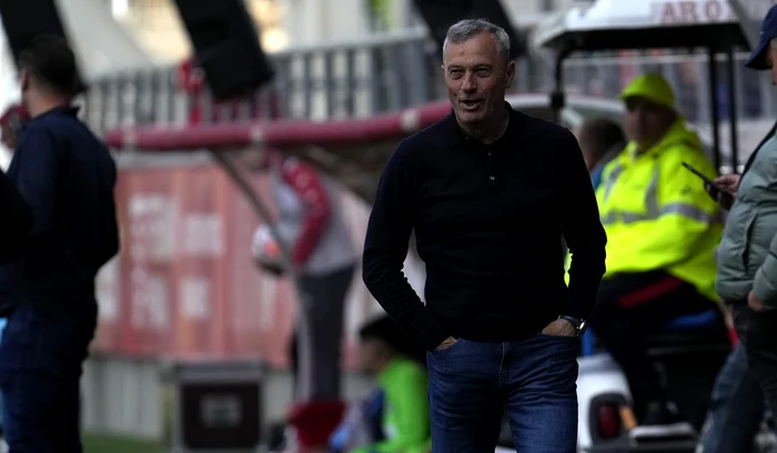 Mircea Rednic pleacă de la UTA Arad (FOTO: Sportpictures)