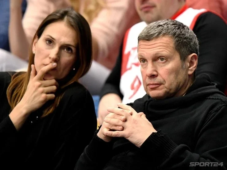 Cine este amanta propagandistului preferat al lui Putin. Câștigurile obținute din relația cu Vladimir Soloviov