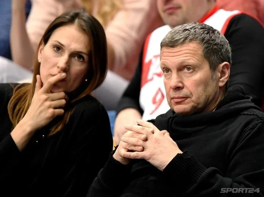 Cine este amanta propagandistului preferat al lui Putin. Câștigurile obținute din relația cu Vladimir Soloviov