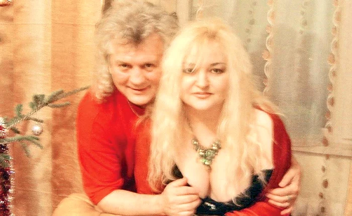 
    Petre Magdin şi Ana Magdin se iubesc de 20 de ani. Ei susţin că sunt suflete-pereche  