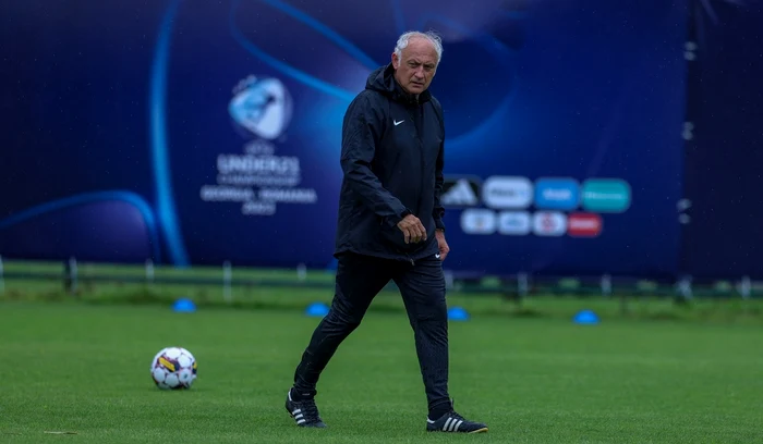 Andrea Mandorlini a preluat echipa, la jumătatea lunii iunie (FOTO: Facebook)