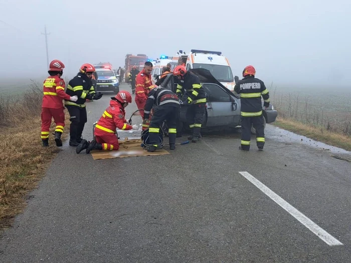 Un bărbat și o femeie au murit, un alt bărbat este rănit grav FOTO: martor