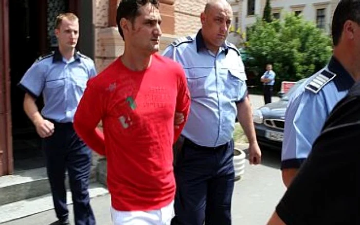 Braşov: Interlopul Alen Moisin şi gaşca sa, la judecată