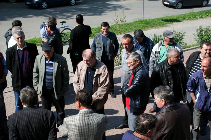 Nemulţumiţii de la Laminorul au ieşit în stradă  FOTO: Ştefan Borcea