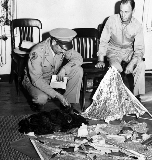 Roswell UFO conspiracy jpg jpeg
