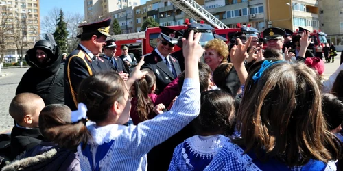 Pompierii au primit echipamente europene 