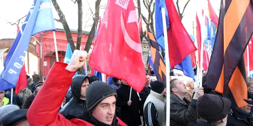 pichet comunisti anti summitul de la vilnius