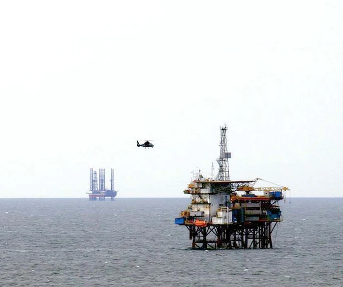 În Marea Neagră au mai rămas opt platforme petroliere