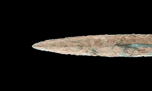 Gudersleben dagger  e1755815927170 webp