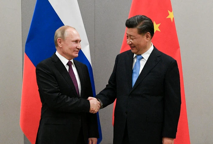 Preşedinţii Chinei, Xi Jingping, şi Federaţiei Ruse, Vladimir Putin. FOTO EPA-EFE